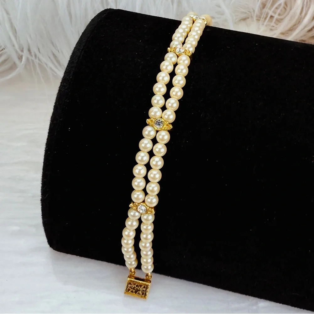 Vintage goldtone faux pearl, bling accent, double strand bracelet